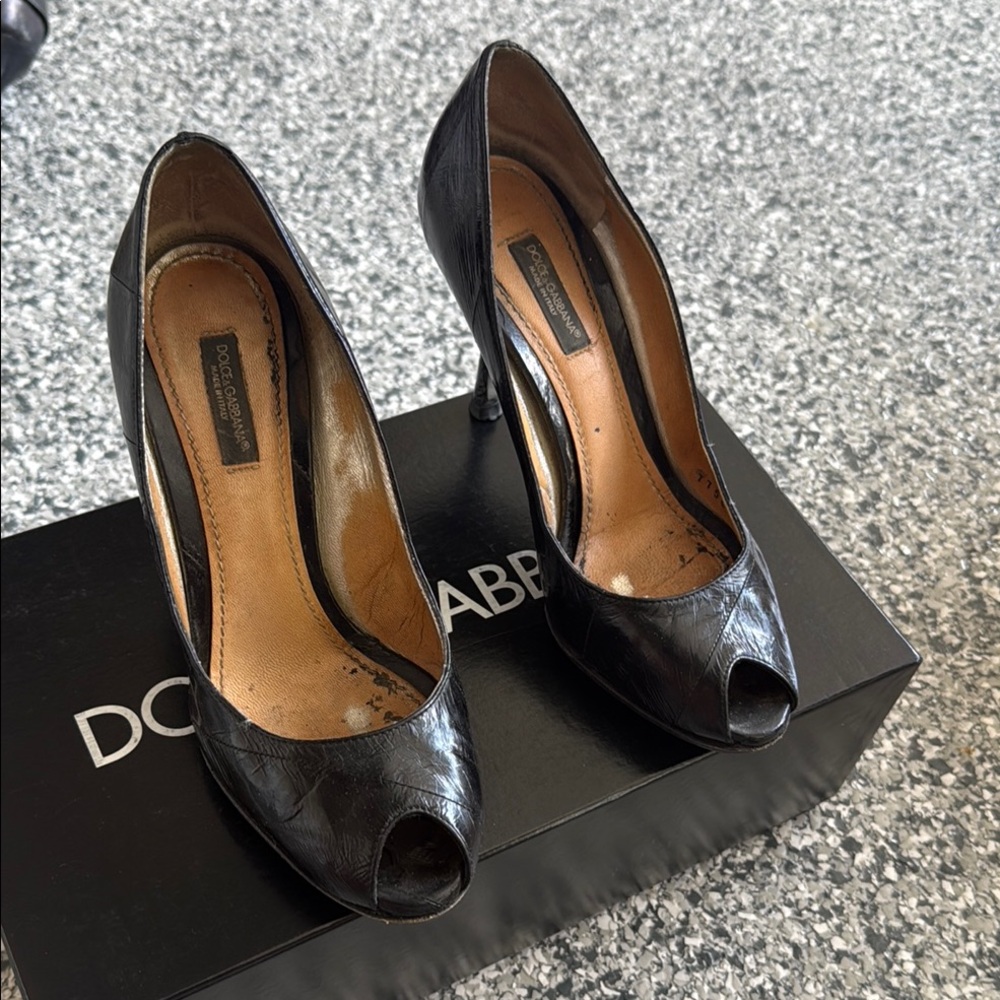Dolce & Gabbana Black Patent Leather Stiletto Heels